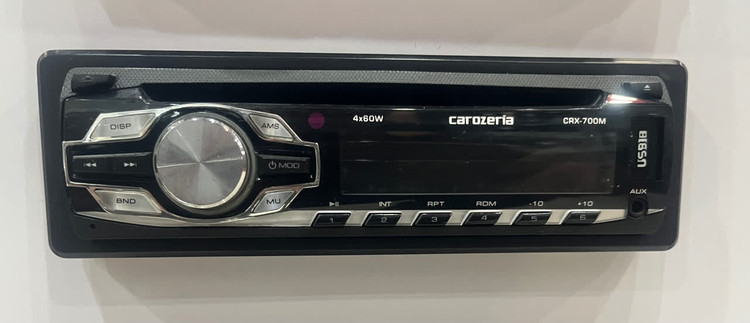 رادیو پخش خودرو مارک کاروزریا مدل CRX-700M
