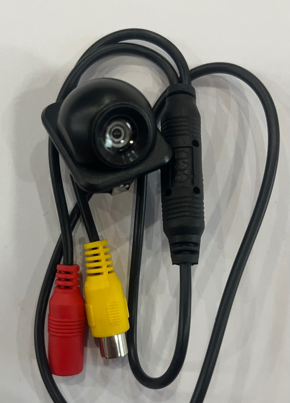 دوربین دنده عقب خودرو مارک گلف میلانو مدل A-102 (درجه 90 توکار )