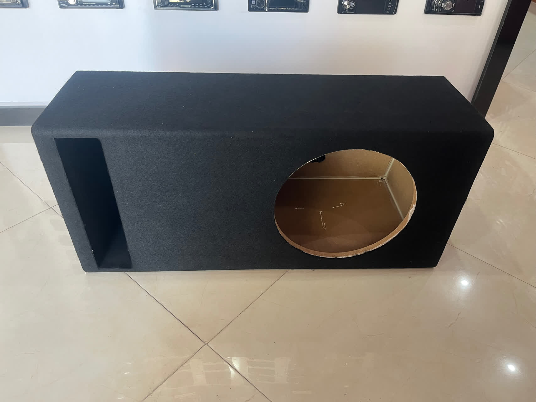 باکس خالی ساب ووفر 15 اینچ 90سانت برای 206 و 111 رنگ مشکی