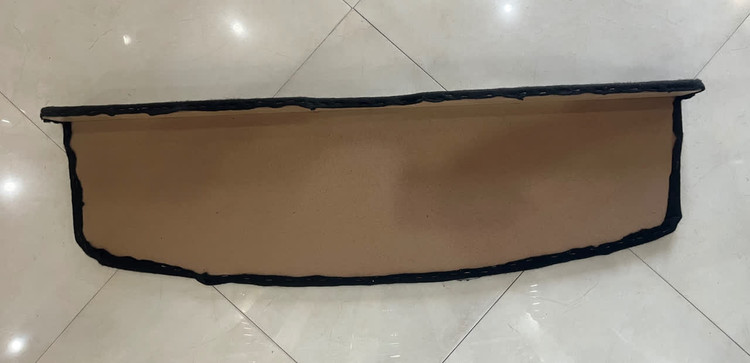 تخته طاقچه خودرو سمند در رنگ مشکی و کرم و قهویی MDF